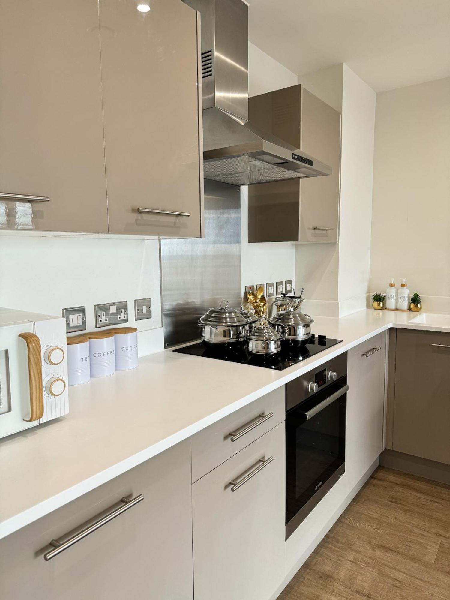 Appartement Premium Offers L Luxury Centre With Gym - Ps4 - Netflix Jvt Short Lets *