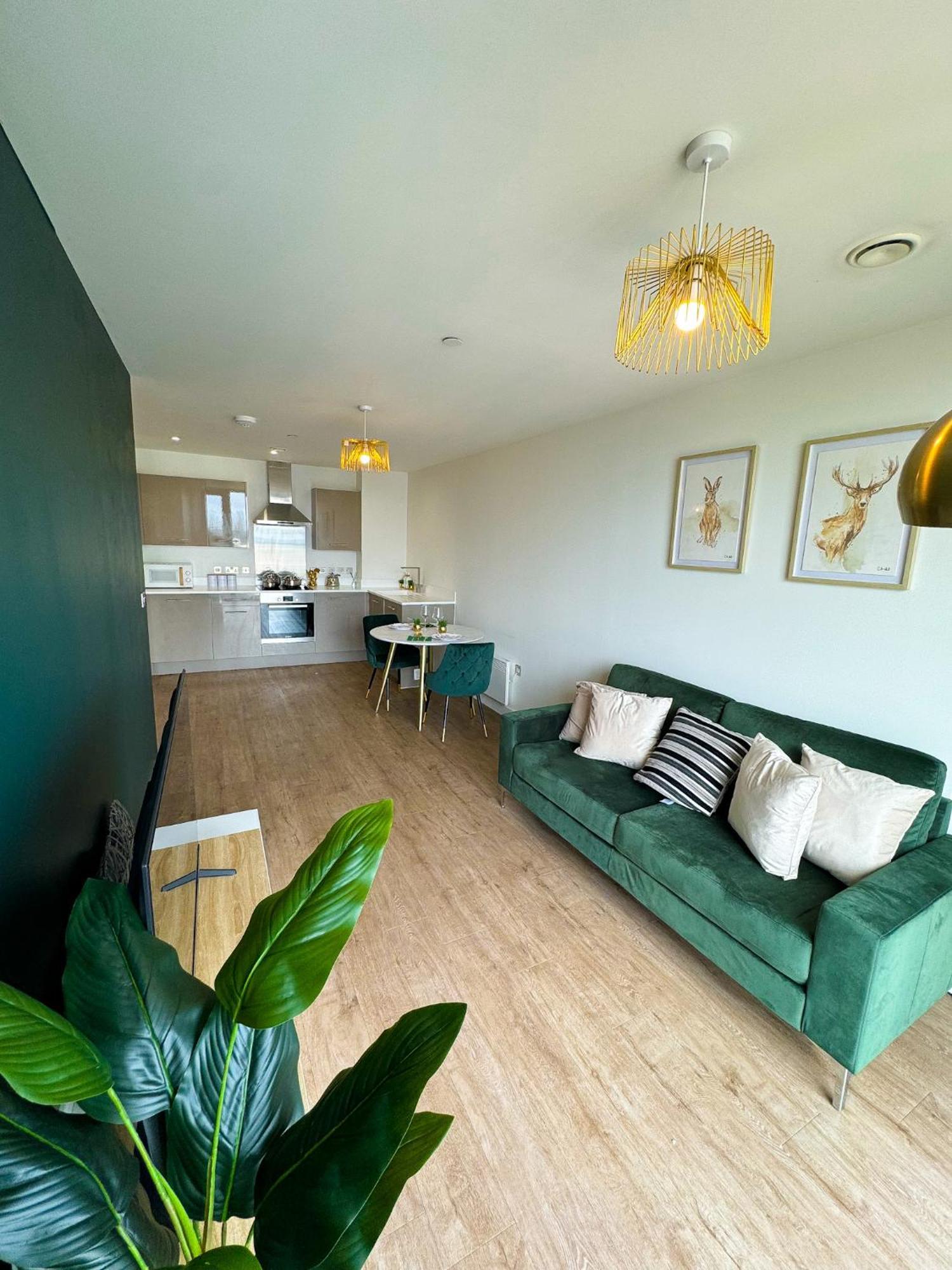 Premium Offers L Luxury Centre With Gym - Ps4 - Netflix Jvt Short Lets Birmingham